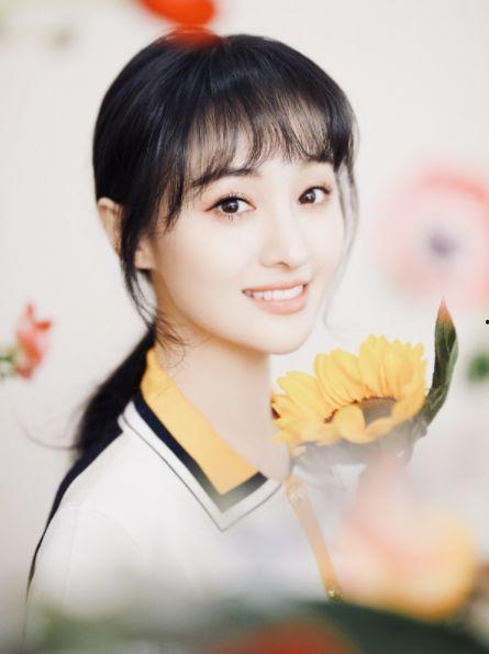 长腿格格男友最新爆料,甜蜜瞬间与幕后故事大公开 第1张 长腿格格男友最新爆料,甜蜜瞬间与幕后故事大公开 第1张